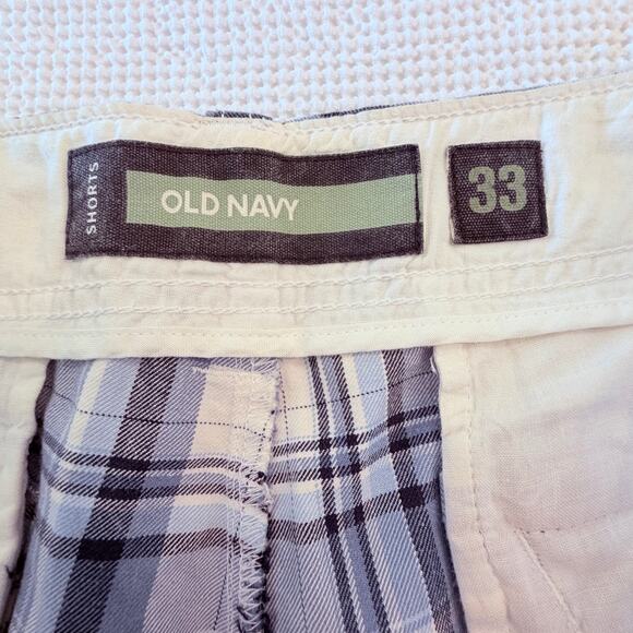 Old Navy Plaid Flat-Front Shorts Men’s 33 Blue white Cotton - Picture 3 of 9